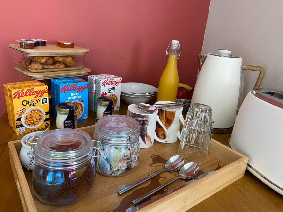Crown & Anchor Bed & Breakfast Grantham Dış mekan fotoğraf